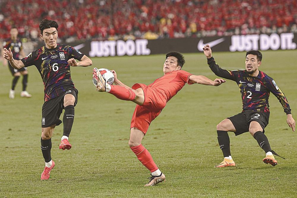 包含体育赛场上的中国队备战工作鏖战如火如荼的词条